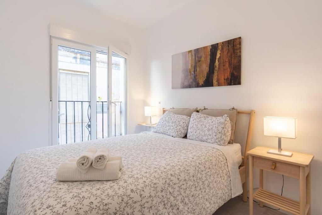 3 Bedroom Flat In Historic Centre Малага Экстерьер фото